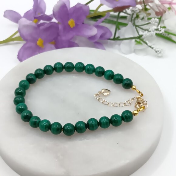 Minimalist Bracelet with Rare Natural Malachite - Picture 12 of 13